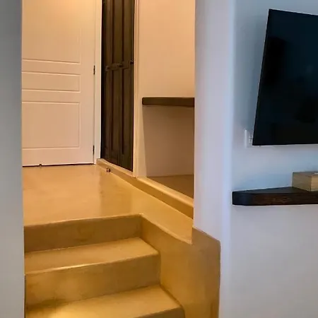 アパートホテル Klidon Dreamy Living 4*