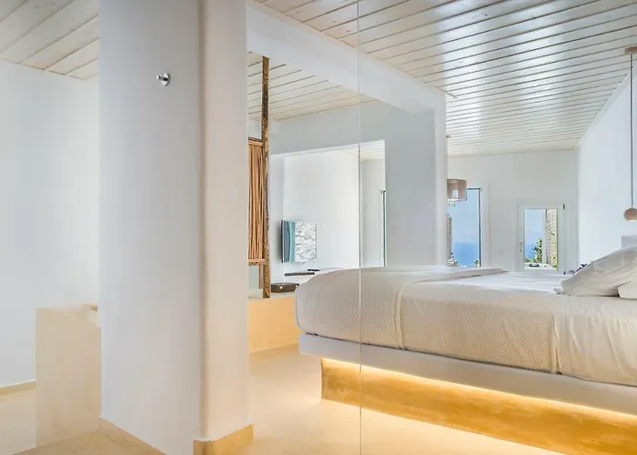 Apart-hotel Klidon Dreamy Living 4*